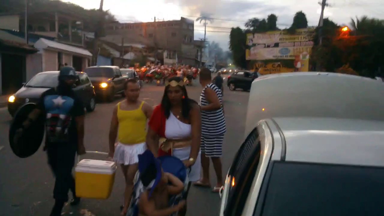 Turma do eufrazino na glicinia