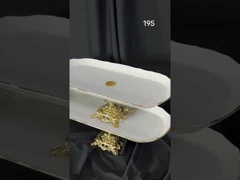 Блюдо фарфоровое, тортовница на золотой ножке 35х16 см Bernadotte, видео 1