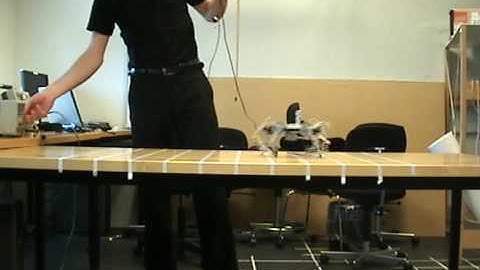 Walking LEGO robot (Side view - robot 2)