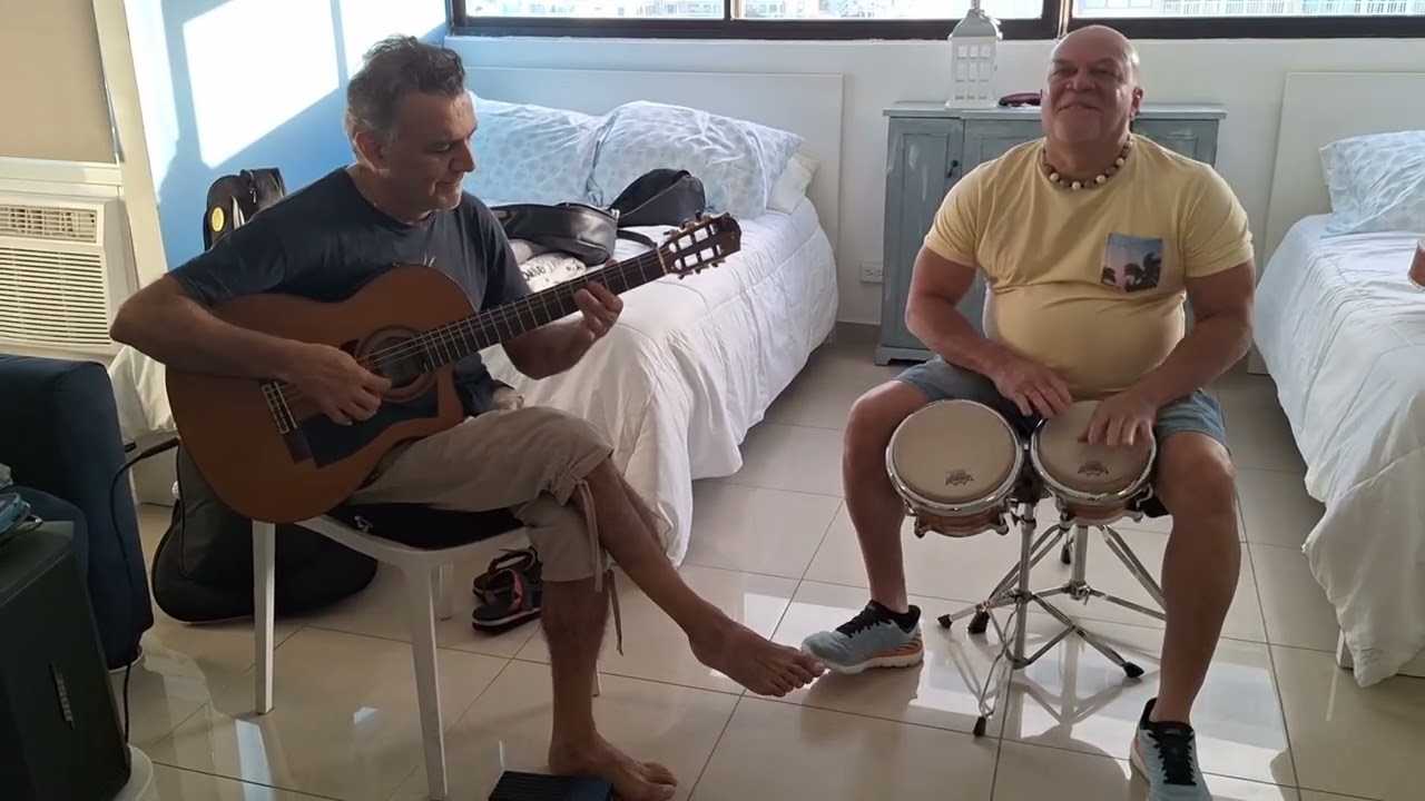 Music by Sting,Duet Farshid Etniko and Mario Sevilla, Condado San Juan P.R.before next presentation.