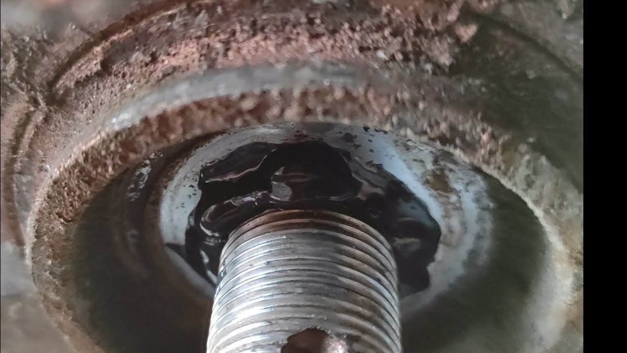 Безразборная смазка шлицевого соединения ступицы при помощи сжатого ...