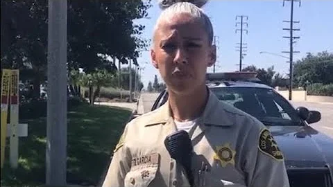 COPS DEMAND ANSWERS BUT GETS IGNORED INSTEAD id refusal first amendment audit