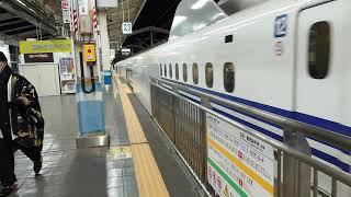 2020年12月30日N700系16両編成の回送列車到着