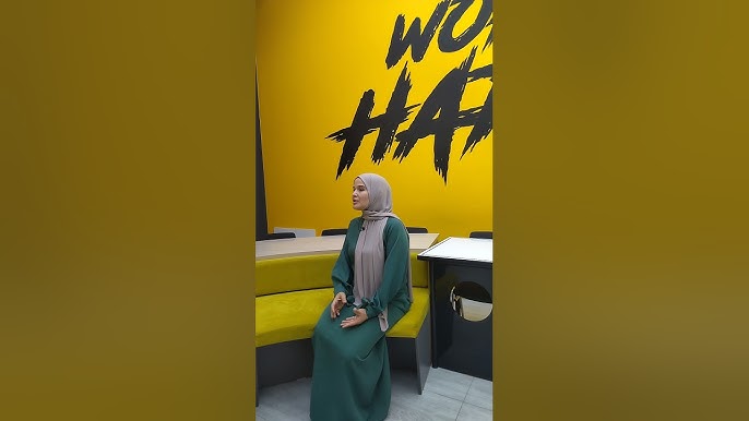 Yalangoch nilufar rasmi Gayrioddiy kokraklarni his qilish