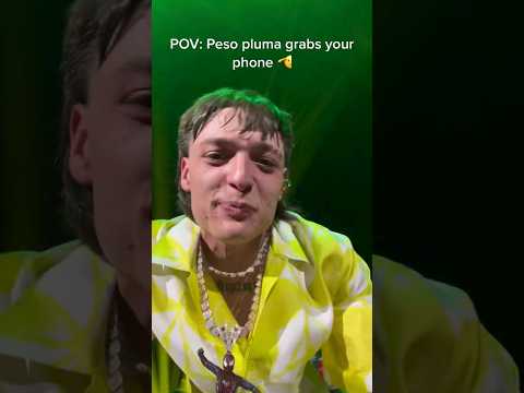 Peso Pluma le agarra celular a fan y esto pasó 😱💯🔥🎵