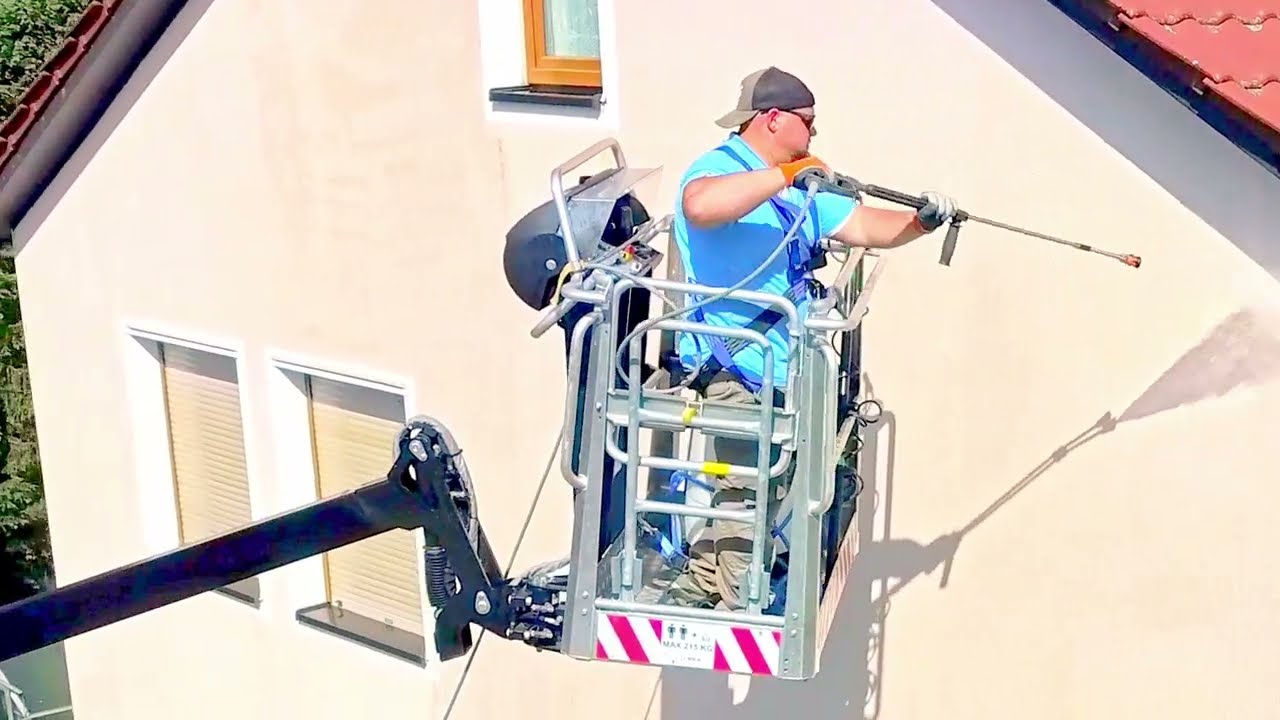 Vorschaubild des Videos: SteinRein-Service Fassadenreinigung - Teurer Neuanstrich kann warten! Fassaden reinigen & schützen.