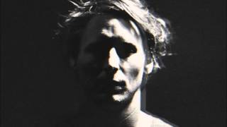 Video thumbnail of "Ben Howard - Small Things"