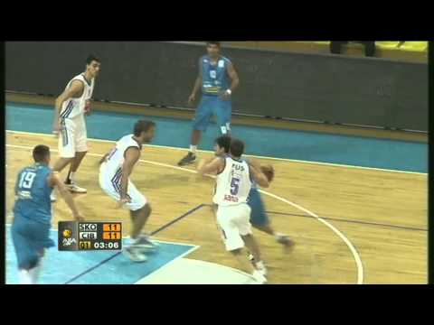 Uros Nikolic dunk