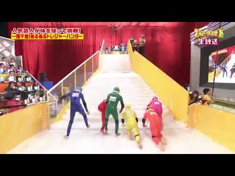 funny-japanese-game-show---human-tetris