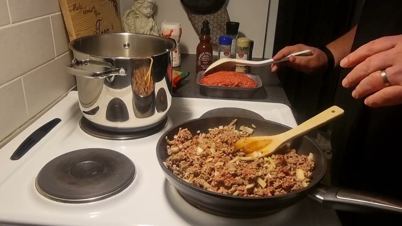 SJO Kokkikulmaus. Nopea ja helppo kaikkien tykkäämä makaroonimössö.