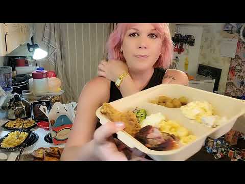 I Tried the Lowe's Foods Family Meal Deal and this is my Honest Opinion