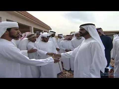 محمد بن راشد يحضر مأدبة غداء أقامها الشيبه السبوسي