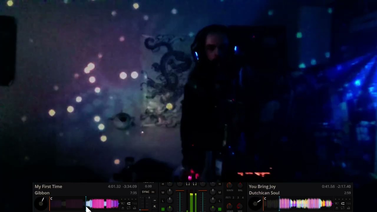 YouTubeでPsychedelic cyber island ghost groove 🌄 House mega mixを視聴 YouTubeでPsychedelic cyber island ghost groove 🌄 House mega mixを視聴