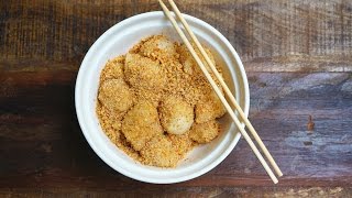 Muah Chee (Glutinous Rice Snacks With Peanut & Sugar)