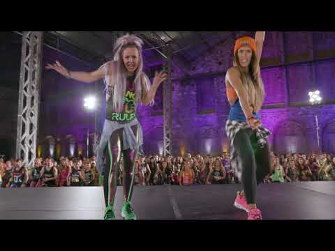 New Choreography To Steve Aoki and Daddy Yankee's 'Azukita'