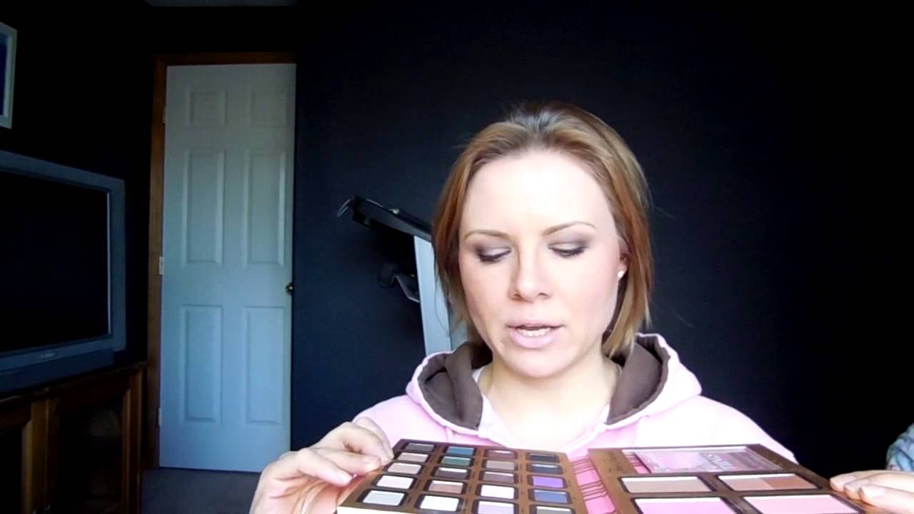 Review: Too Faced "A Few of my Favorite Things" Holiday Palette