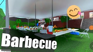 Making a BLOXBURG BARBECUE