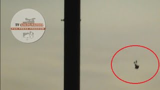 НЛО над Киевом / UFO over Kiev Ukraine(Проезжая по Киеву, журналисты Филимоненко и Липовецкий увидели непонятный объект в небе. Остановились...., 2016-06-01T21:39:36.000Z)