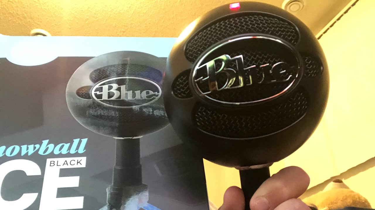 Unboxing then using Blue Snowball Ice on Xbox one YouTube
