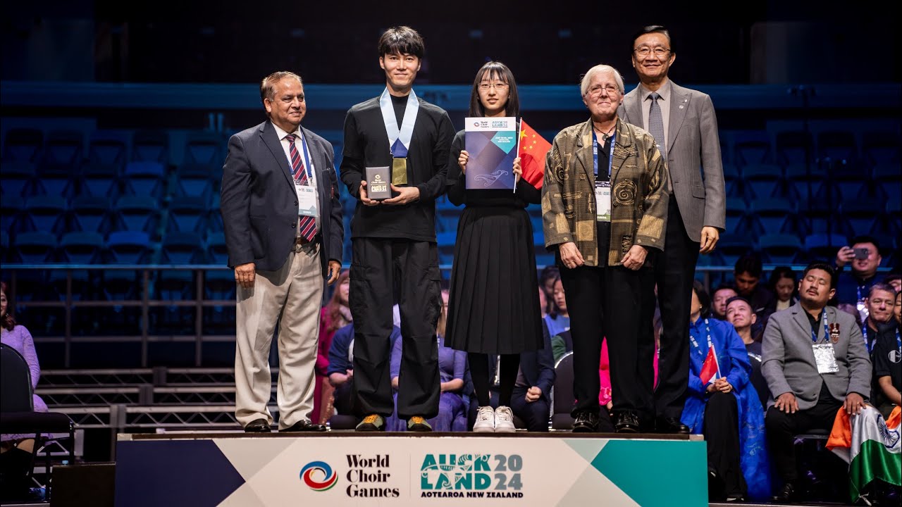 《呼吸》《HuXi》曲：伍卓贤/词：游思行