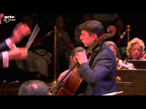 видео: Narek Hakhnazaryan plays Tchaikovsky - Variations on a Rococo Theme for cello and orchestra