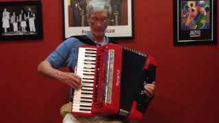 "Raindrops" Performed by Richard Noel on the Roland FR-8x Accordion chords