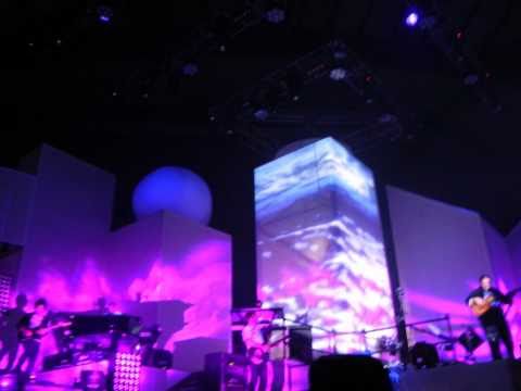 Elisa - Nostalgia (nuovo singolo 2010).wmv