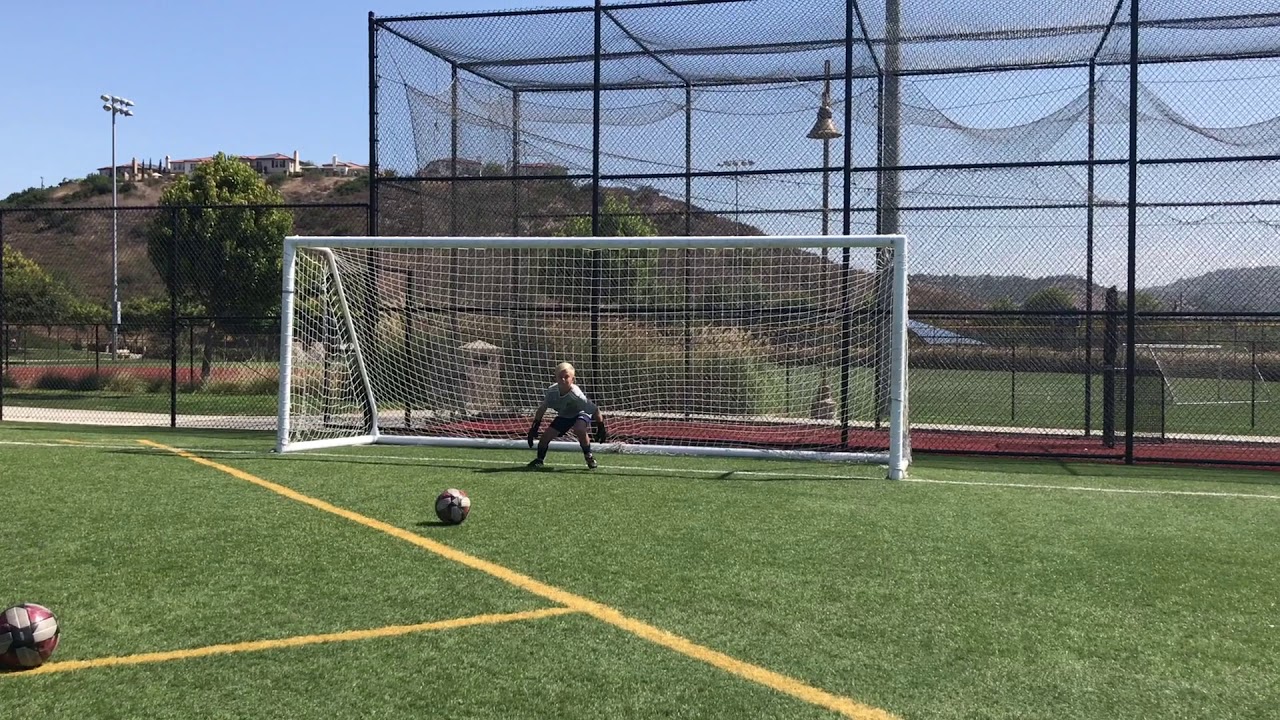 Youth soccer goalie glove review Elite Solo Black