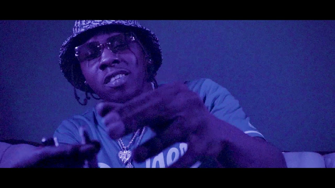 Guarda Eastside Capo - Dior Bucket (Official Video) su YouTube Guarda Eastside Capo - Dior Bucket (Official Video) su YouTube