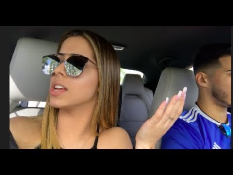 Video COUPLE TOURS COLLEGE!! - youtube