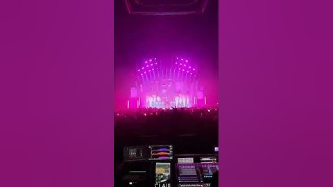 OH MY GOD LOUDEST CROWD - Nicki Minaj - FTCU - Pink Friday 2 Tour - Gag City