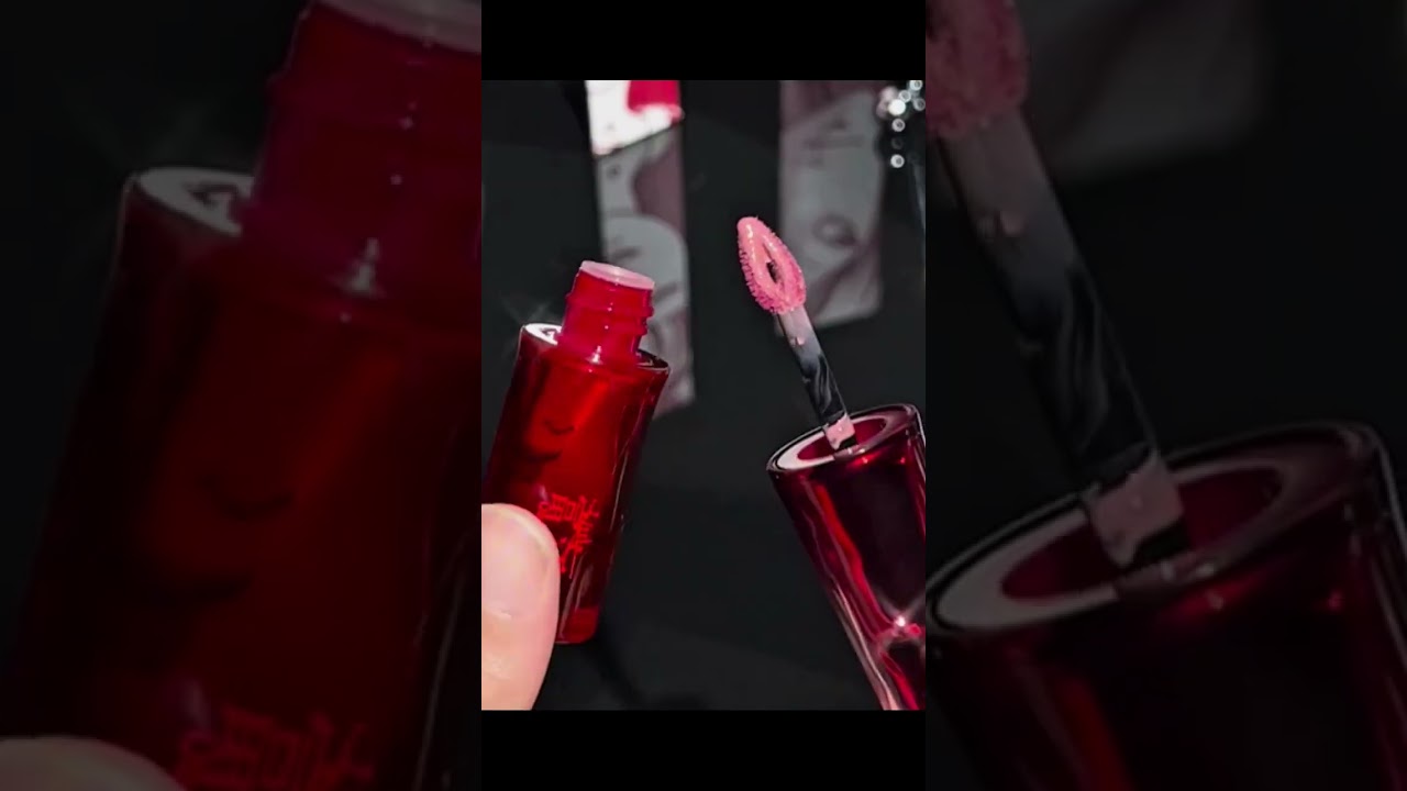 Unboxing LITTLE ONDINE X Junji ITO Maniac Makeup Gift Box👅