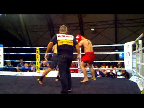 gladiatorium.ro | Sergiu Maxim vs. Andrei Vlasin (2)