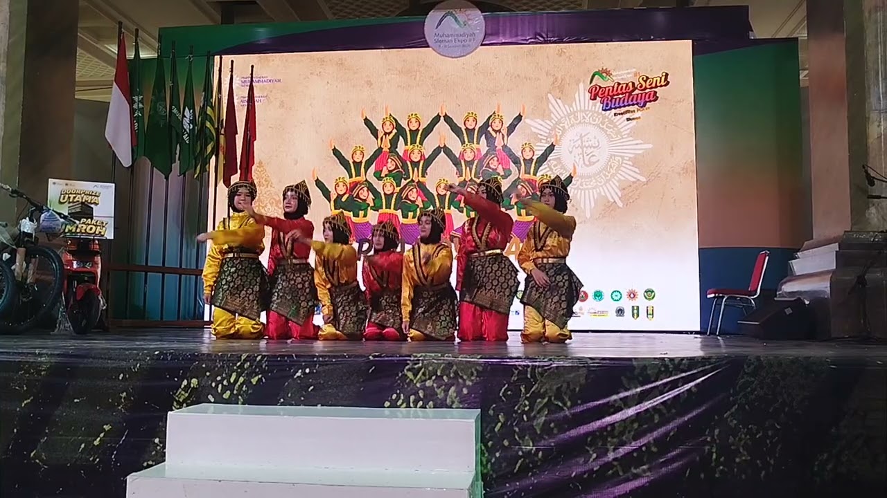 Tari Saman dari PCA Moyudan 