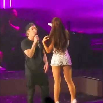 Download lagu Ariana Grande rejecting Justin bieber's touch nicely!😜
