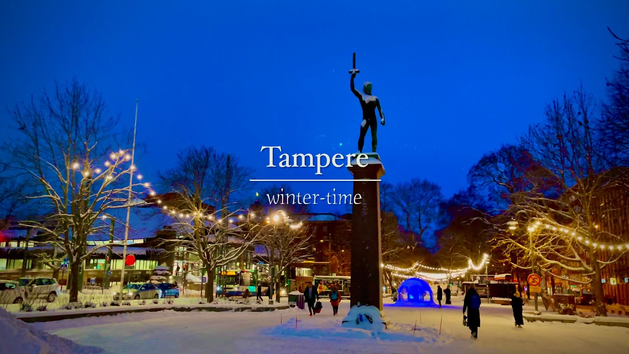 Tampereen joulutori / Tampere зимой, центральная улица