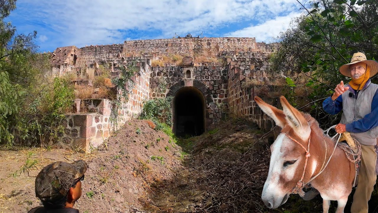 Solo UN RAYO pudo reventar esta ANTIGUA y RESISTENTE presa