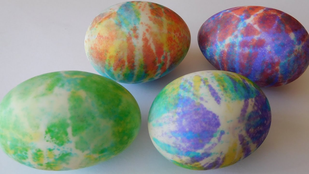 Decorating Easter Eggs Using String Masking