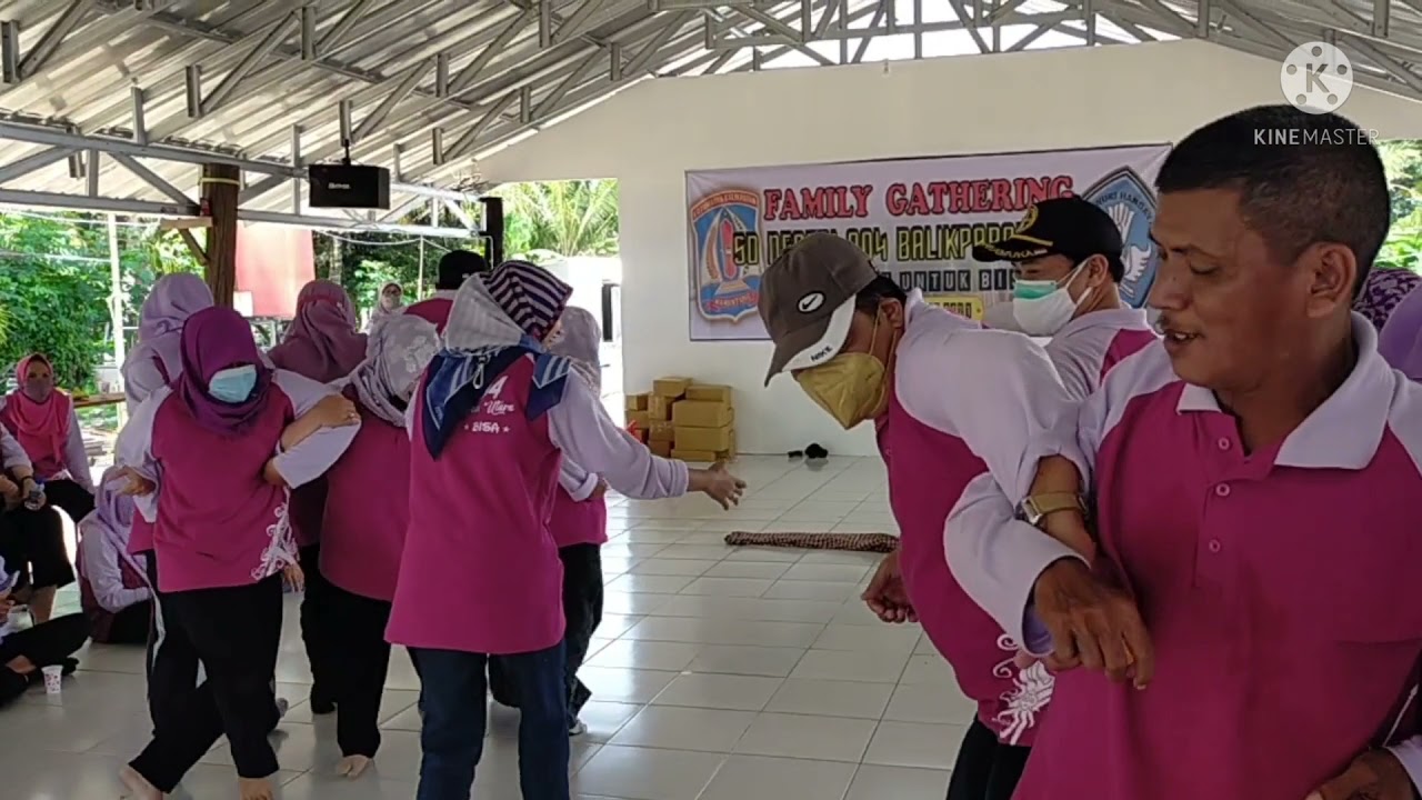 Family Gathering SDN 004 Balikpapan Utara di Pantai Ambalat