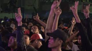 Download Rastamaniez - Konser 1 Dekade Rastamaniez - 1 Hati 2 Jari 3 Warna Rastamaniez Video MP3 Rastamaniez - Konser 1 Dekade Rastamaniez - 1 Hati 2 Jari 3 Warna Rastamaniez