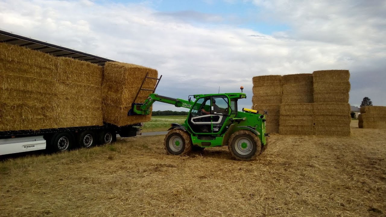 Сено на фуре (работа с полуприцепом MEGA) 08/2023
