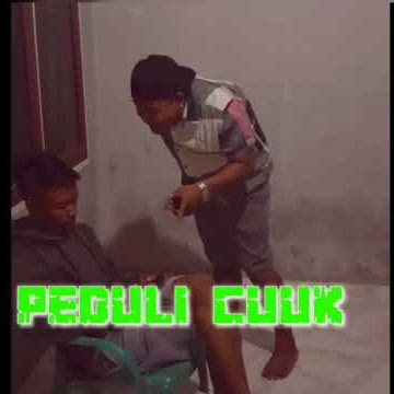 Chatan tiap hari merasa memiliki padahal dia gak peduli😂😂