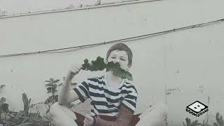 Super Grayson Eating Gross Stuff Hungry Grayson Boomerang Official