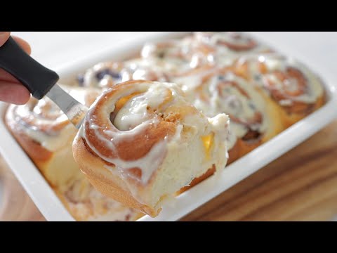 Best Fluffy Blueberry Roll Recipe