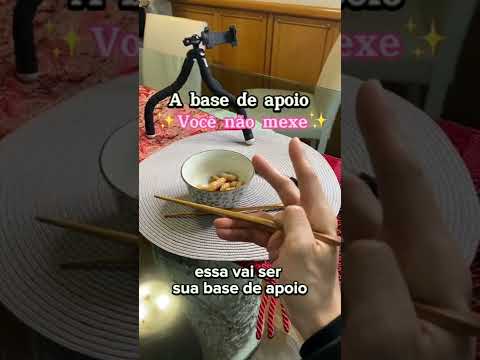 Vídeo: Quem começou a usar pauzinhos primeiro?