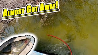 High Winds and Catching Big Fish In Heavy Cover! (INTENSE BATTLE!)