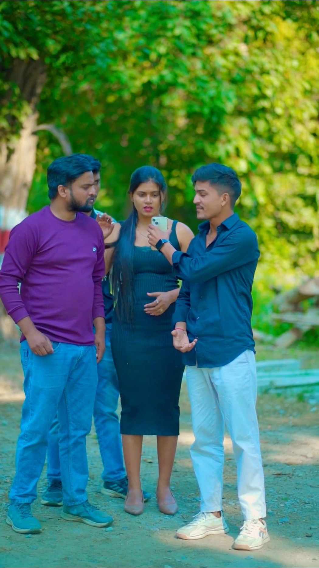 Dost ki bahen khud ki bahen jesi hoti h