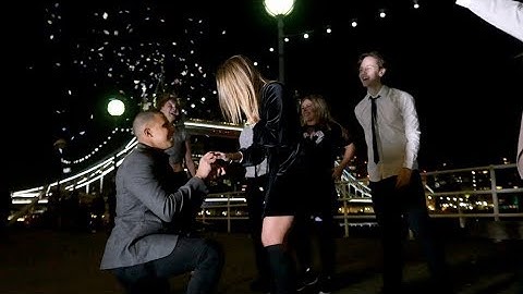Romantic London Bridge Flash Mob Proposal!