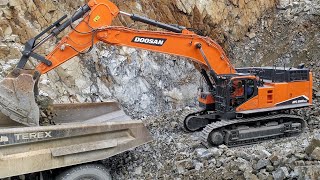 Doosan DX800 Operator Perspective