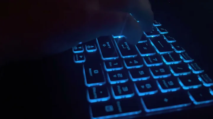 (ASMR-NO TALKING) keyboard typing and gum sounds💪🏼